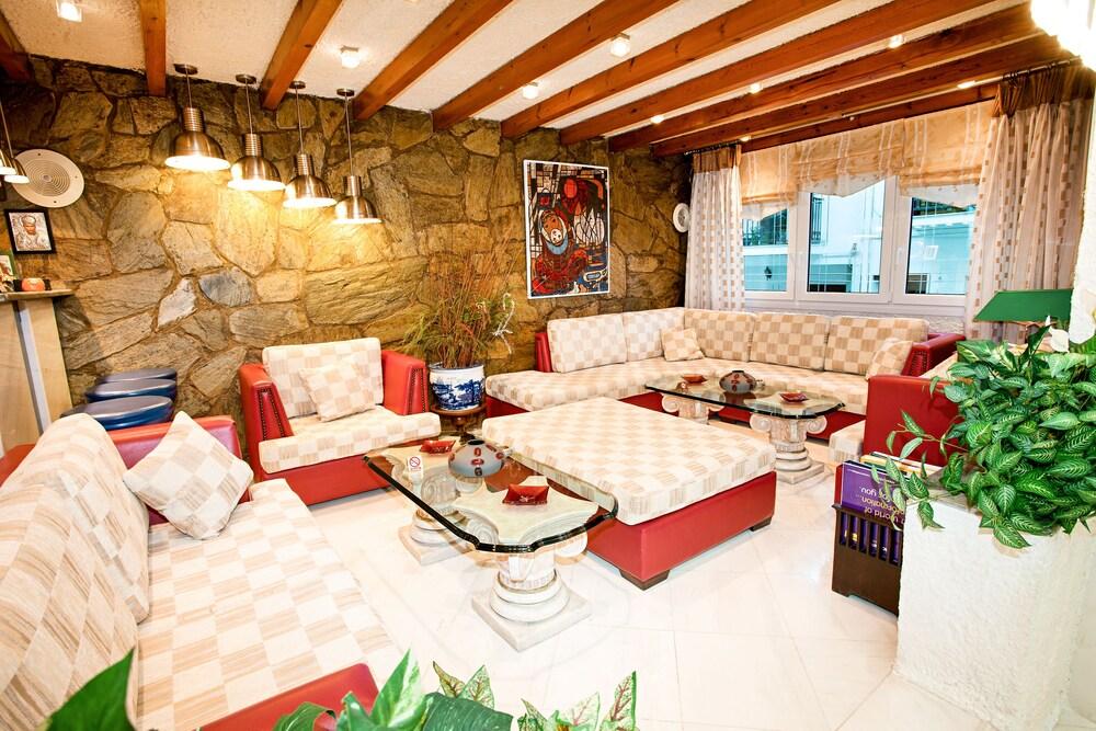 Thymis Home Skiathos Town Bagian luar foto