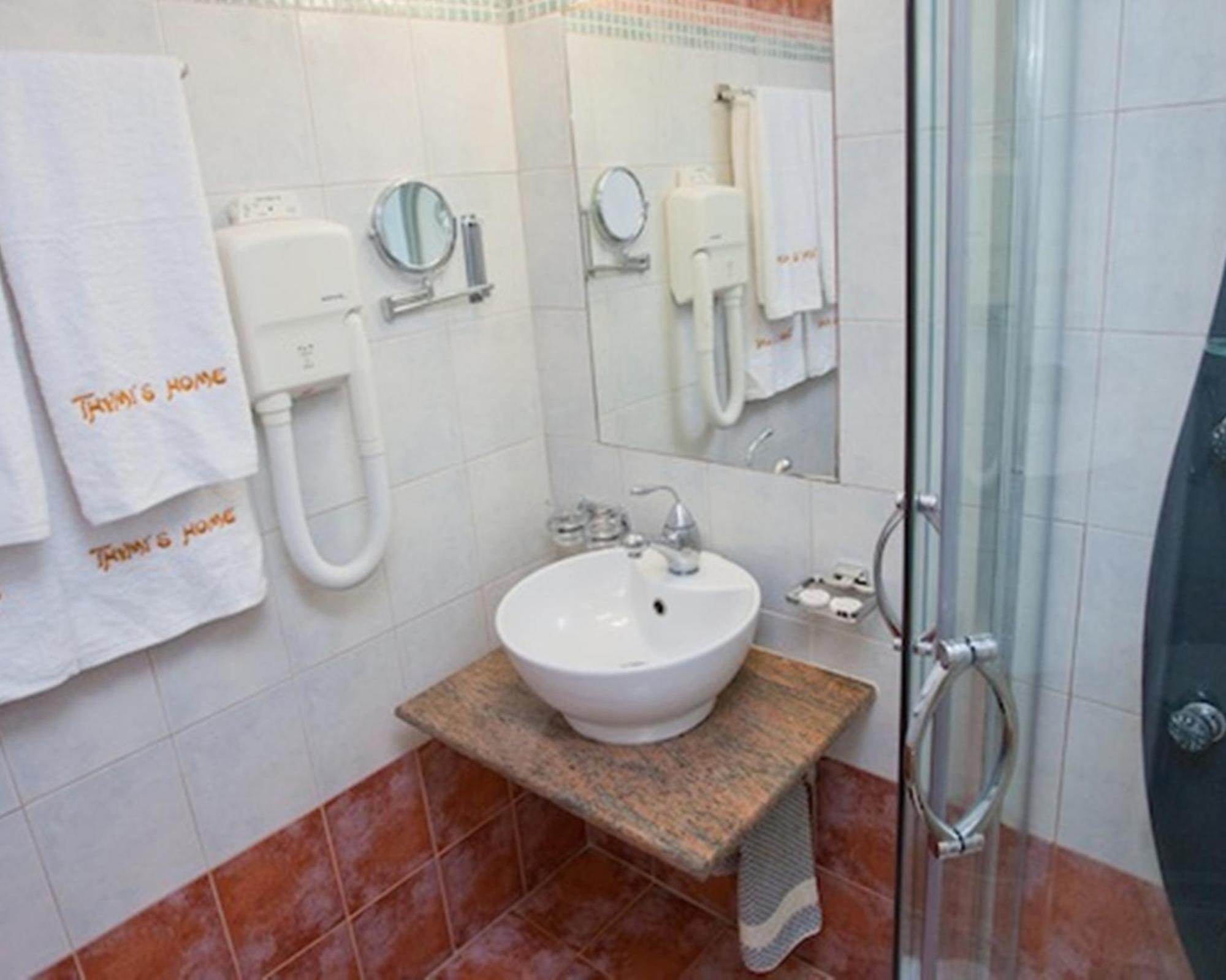 Thymis Home Skiathos Town Bagian luar foto