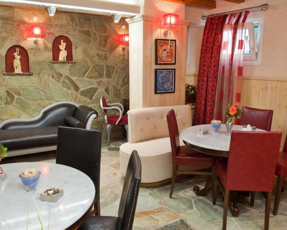 Thymis Home Skiathos Town Bagian luar foto