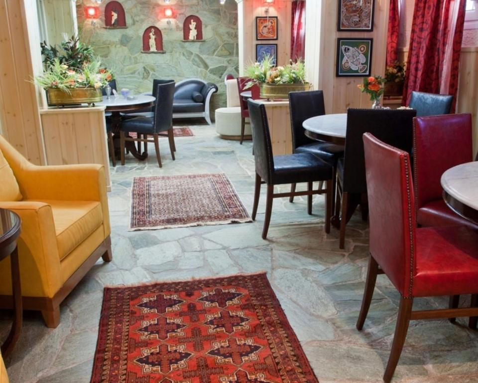Thymis Home Skiathos Town Bagian luar foto