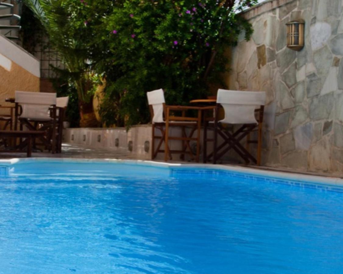 Thymis Home Skiathos Town Bagian luar foto